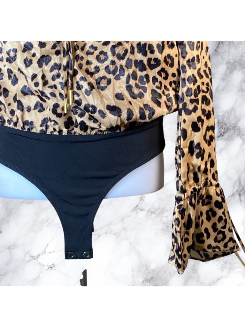 House of Harlow 1960 x REVOLVE Vada Bodysuit in Leopard - Picture 10 of 11